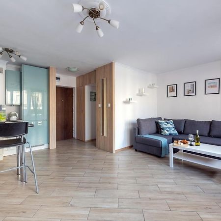 Mokotowska 67: Central Private Apartment with Balcony near US Embassy Warsaw Exterior photo