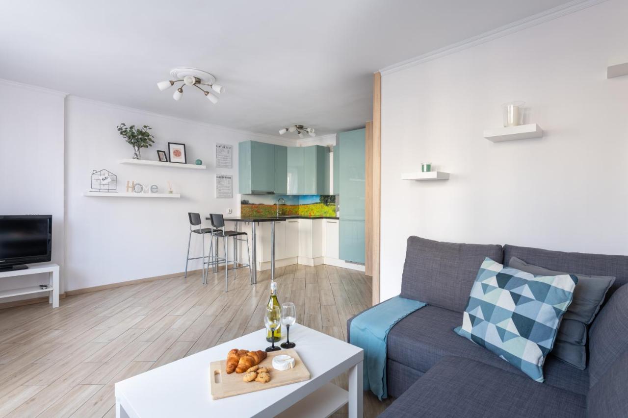 Mokotowska 67: Central Private Apartment with Balcony near US Embassy Warsaw Exterior photo